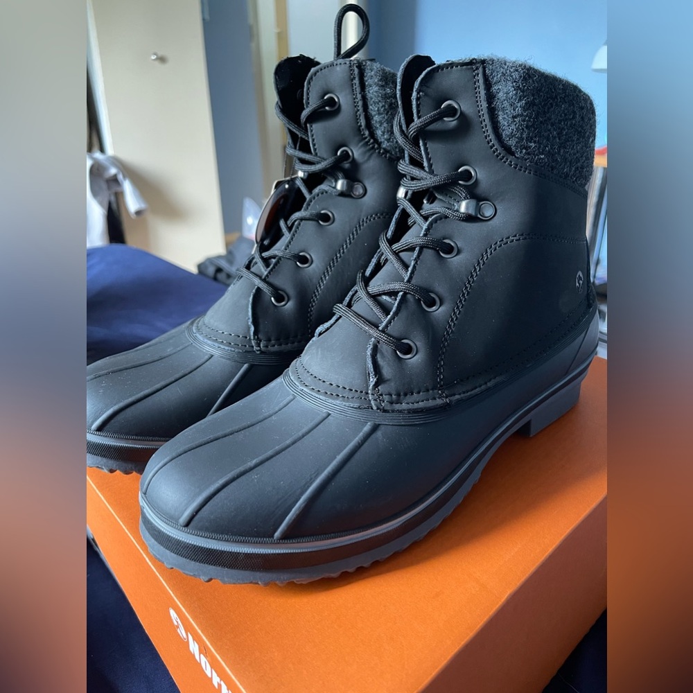 Northside Braedon polar boots, Men’s size 11